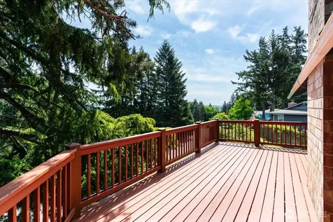 9236 NE 136th Place Kirkland WA 98034