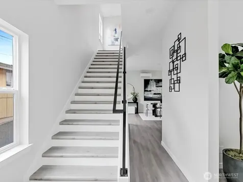 6025 47th Avenue S Seattle WA 98118