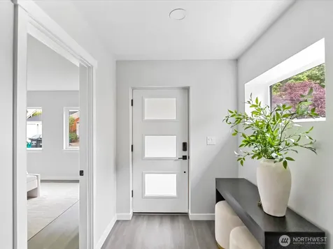 6025 47th Avenue S Seattle WA 98118