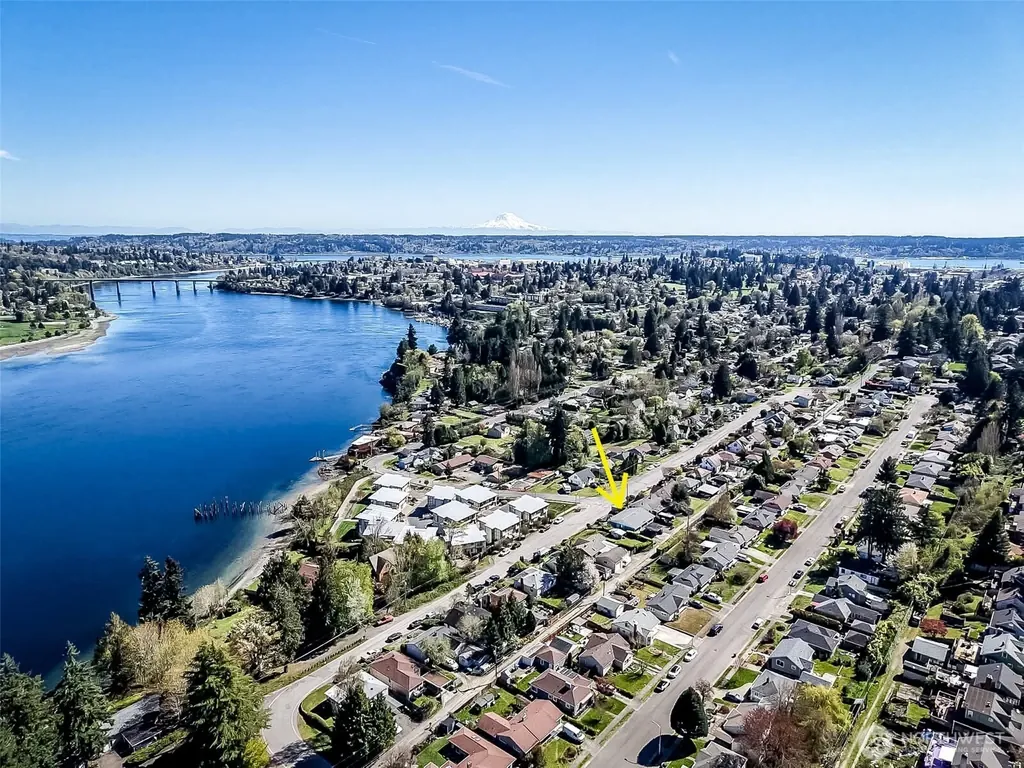 2505 -2507 N Wycoff Avenue Bremerton WA 98312