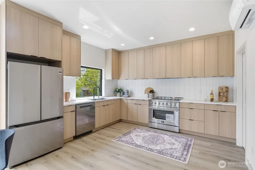 326 NW 80th Street Seattle WA 98117