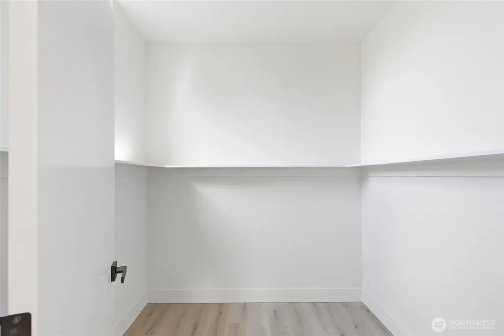 326 NW 80th Street Seattle WA 98117
