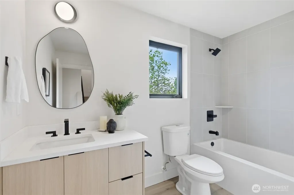 326 NW 80th Street Seattle WA 98117