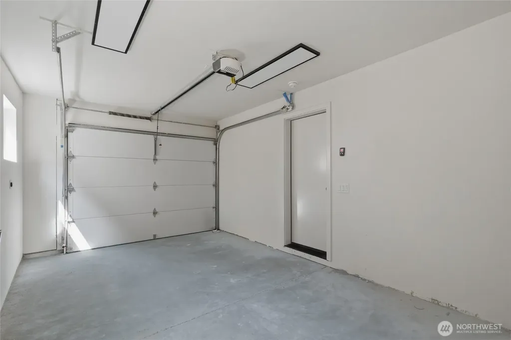 326 NW 80th Street Seattle WA 98117