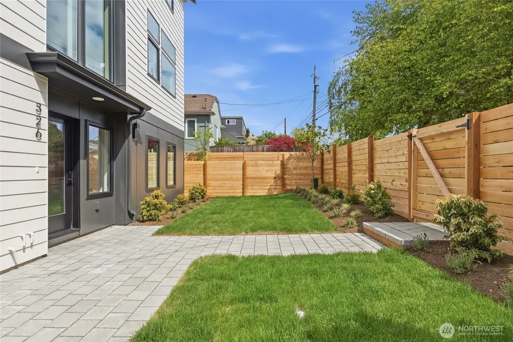 326 NW 80th Street Seattle WA 98117