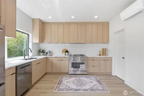 326 NW 80th Street Seattle WA 98117