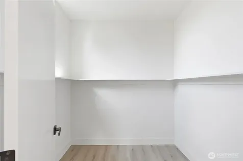 326 NW 80th Street Seattle WA 98117