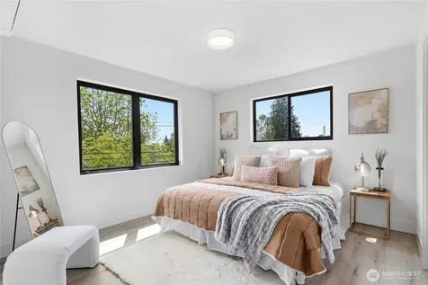 326 NW 80th Street Seattle WA 98117
