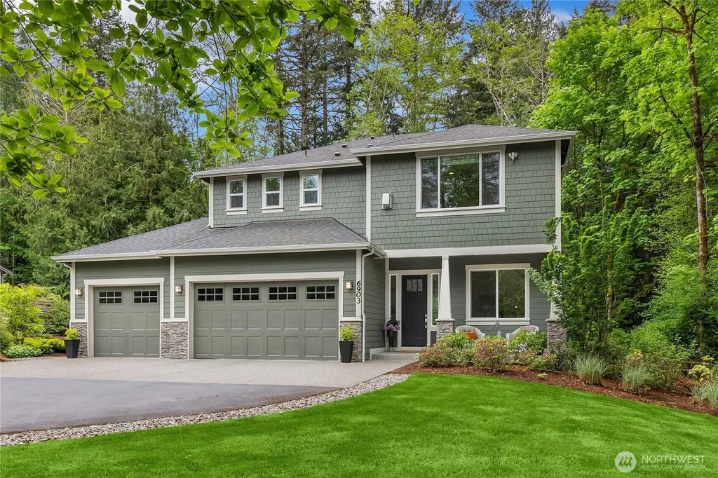 6903 NE New Brooklyn Road Bainbridge Island WA 98110