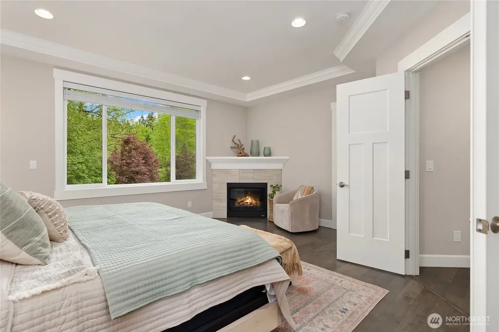 6903 NE New Brooklyn Road Bainbridge Island WA 98110