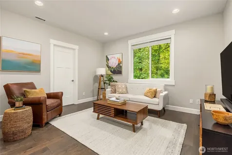 6903 NE New Brooklyn Road Bainbridge Island WA 98110