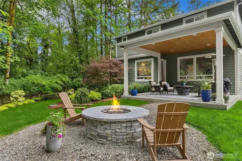6903 NE New Brooklyn Road Bainbridge Island WA 98110