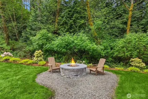 6903 NE New Brooklyn Road Bainbridge Island WA 98110