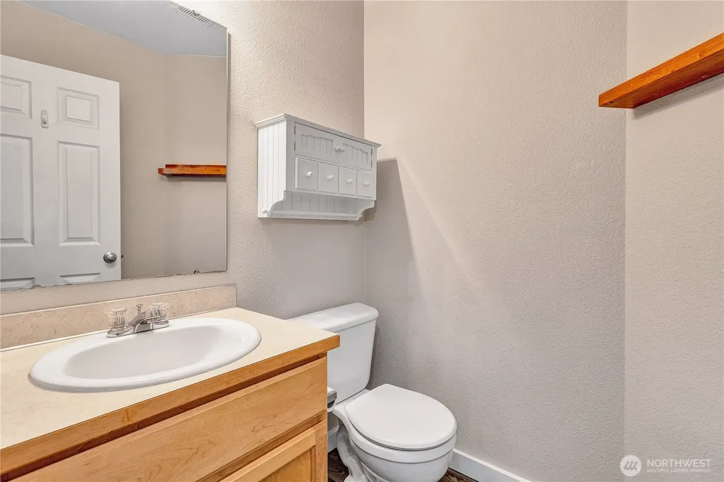 7027 Bailey Street SE Lacey WA 98513