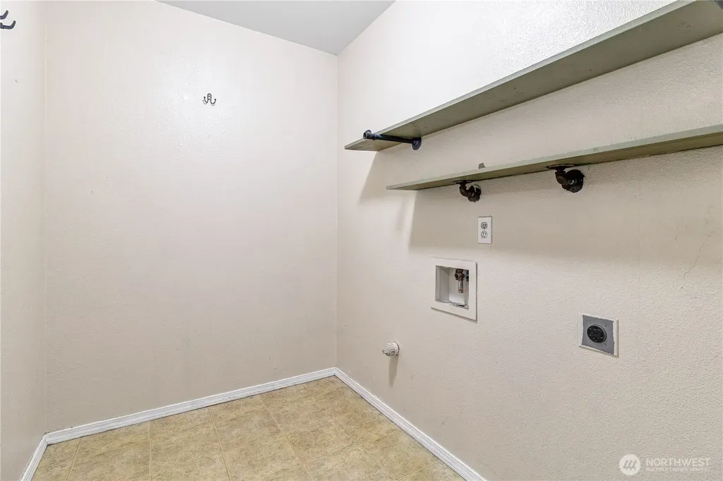 7027 Bailey Street SE Lacey WA 98513