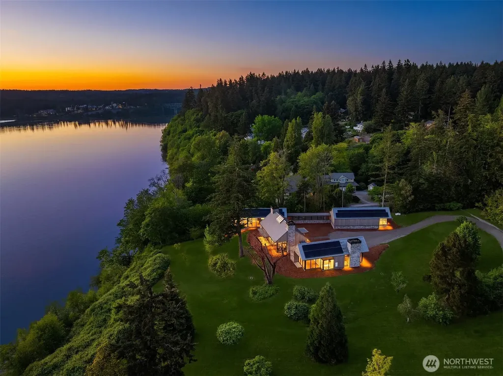 15137 Henderson Road Bainbridge Island WA 98110