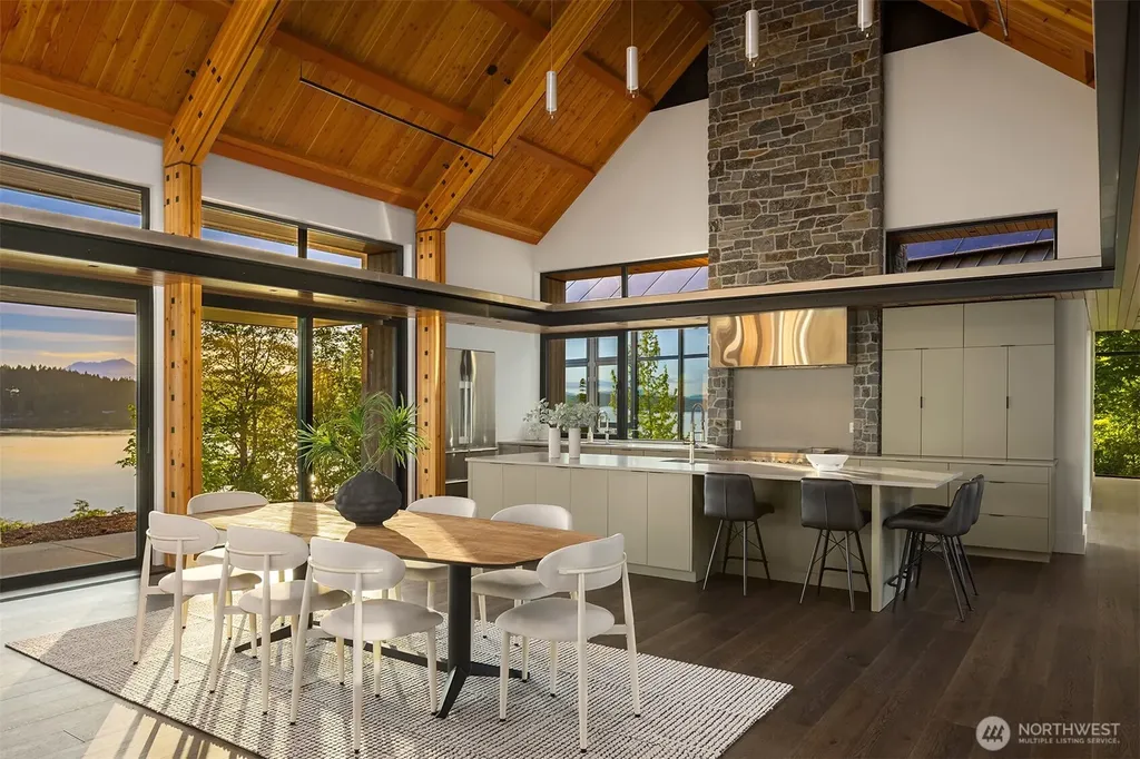 15137 Henderson Road Bainbridge Island WA 98110