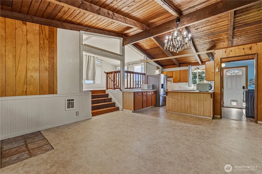 941 Diane Avenue Oak Harbor WA 98277
