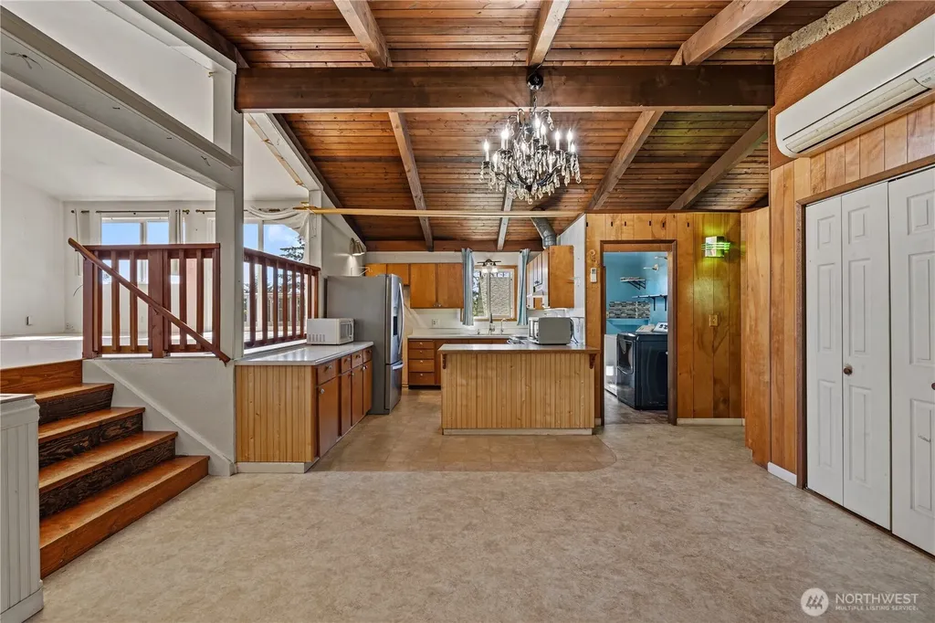 941 Diane Avenue Oak Harbor WA 98277