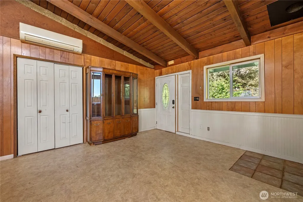 941 Diane Avenue Oak Harbor WA 98277