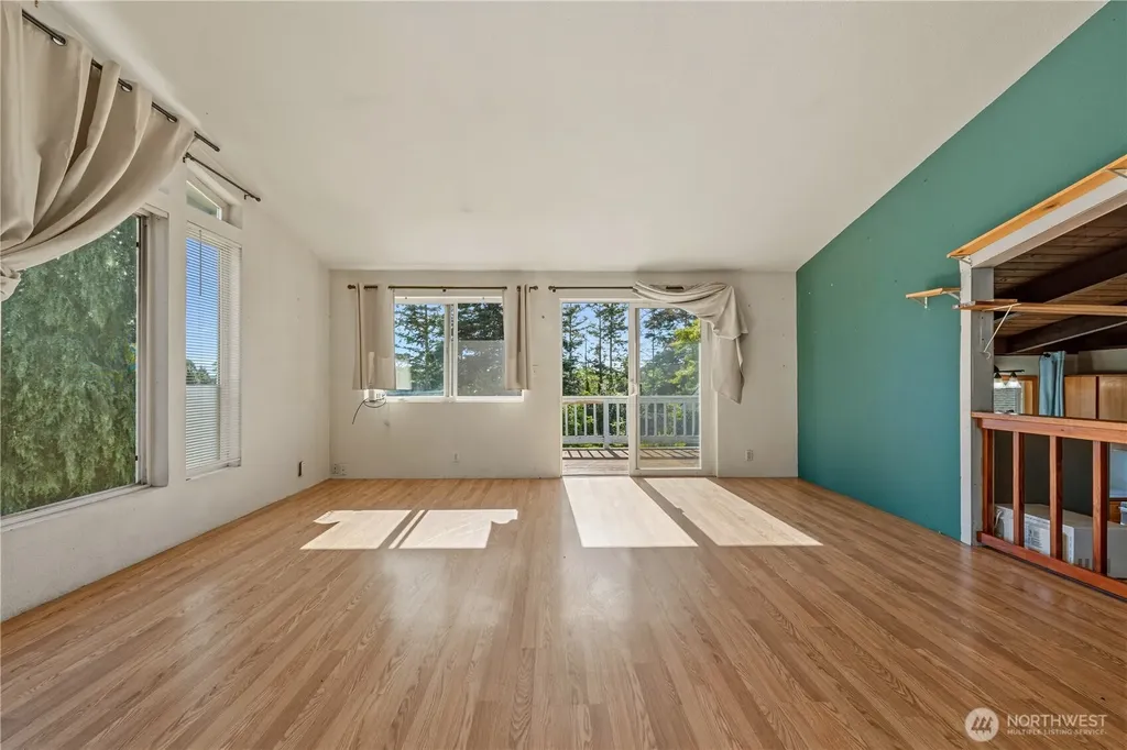941 Diane Avenue Oak Harbor WA 98277