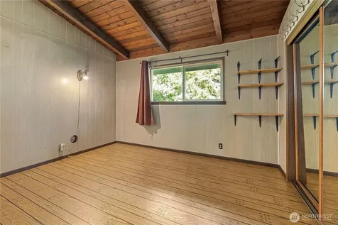 941 Diane Avenue Oak Harbor WA 98277