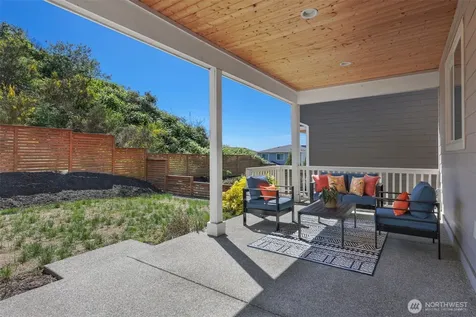 8396 28th Street Ct East Edgewood WA 98371
