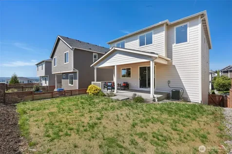 8396 28th Street Ct East Edgewood WA 98371
