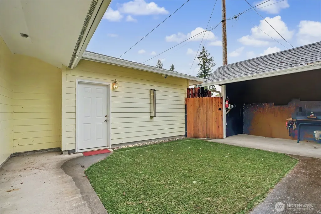 6428 201st Avenue SW Centralia WA 98531
