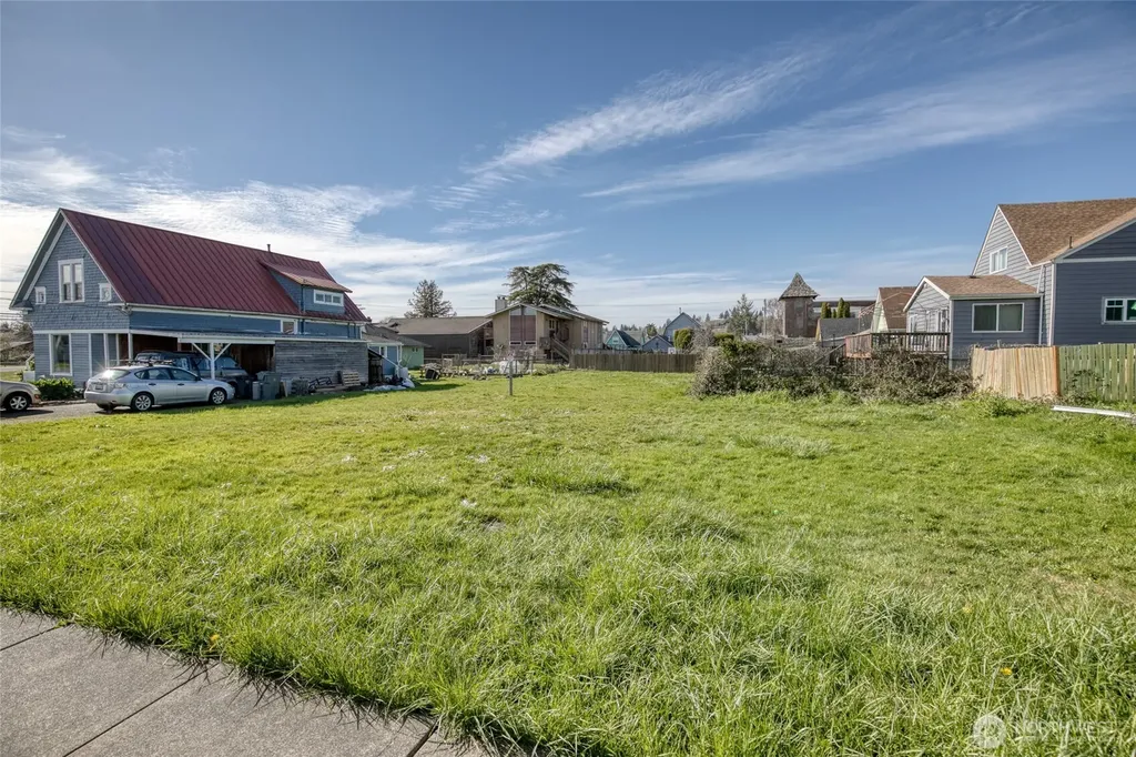 410 6th Street Hoquiam WA 98550