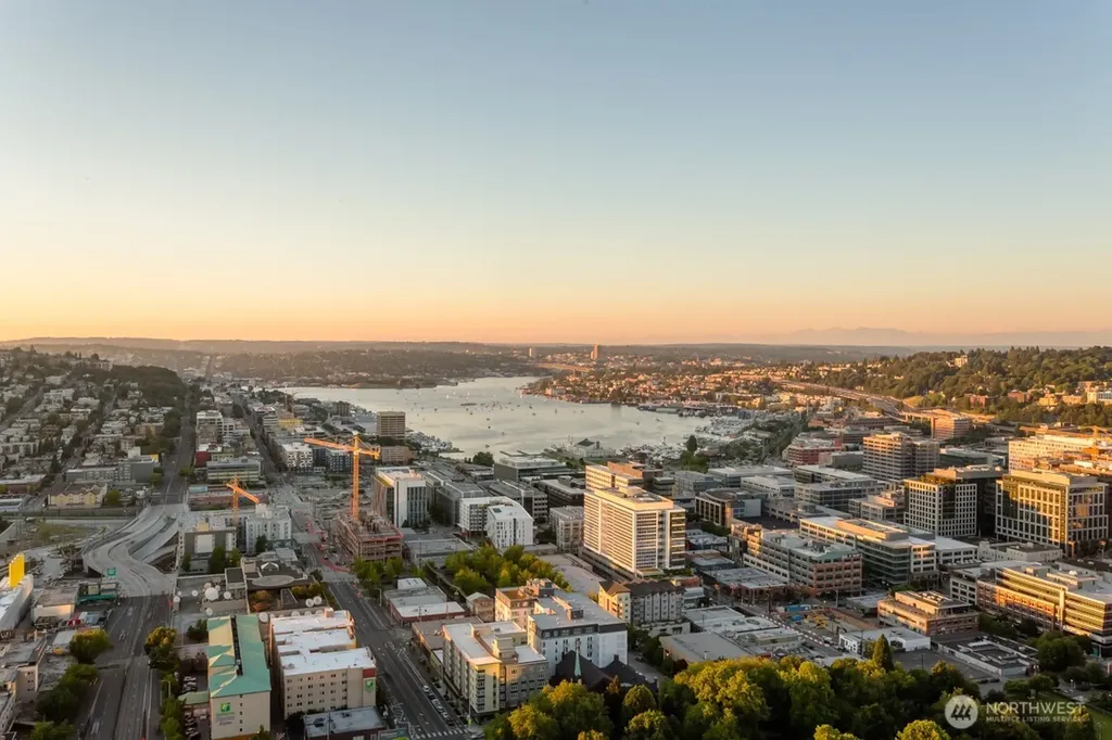 583 Battery Street Seattle WA 98121