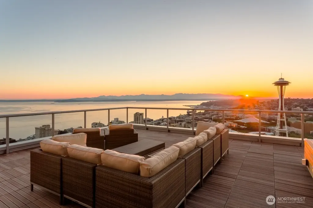 583 Battery Street Seattle WA 98121
