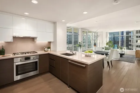 583 Battery Street Seattle WA 98121