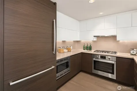 583 Battery Street Seattle WA 98121