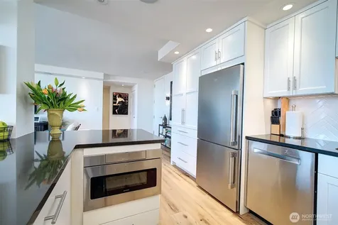 6535 Seaview Avenue NW Seattle WA 98117