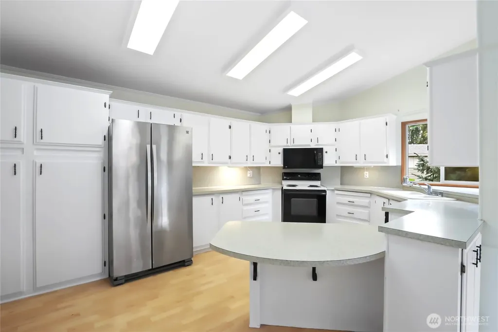 140 Frederick Drive Sequim WA 98382