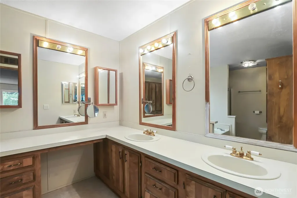 140 Frederick Drive Sequim WA 98382