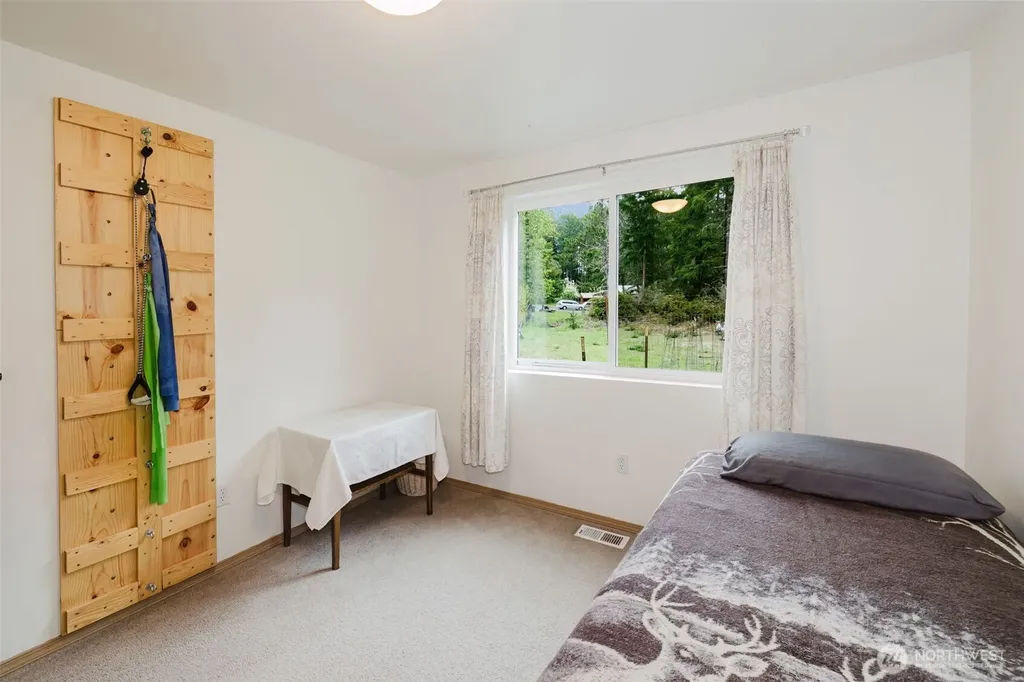 10720 Wicks Lake Road SW Port Orchard WA 98367