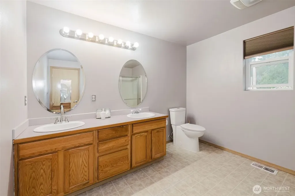 10720 Wicks Lake Road SW Port Orchard WA 98367
