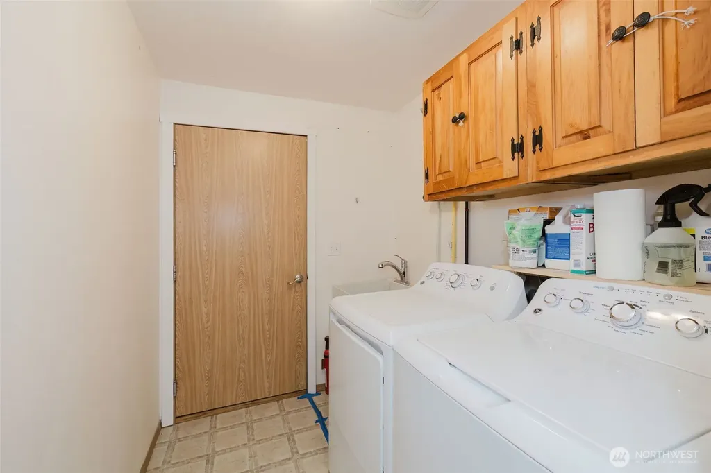 10720 Wicks Lake Road SW Port Orchard WA 98367