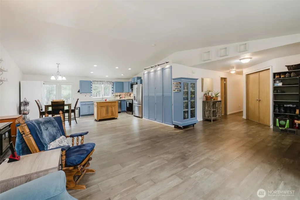 10720 Wicks Lake Road SW Port Orchard WA 98367