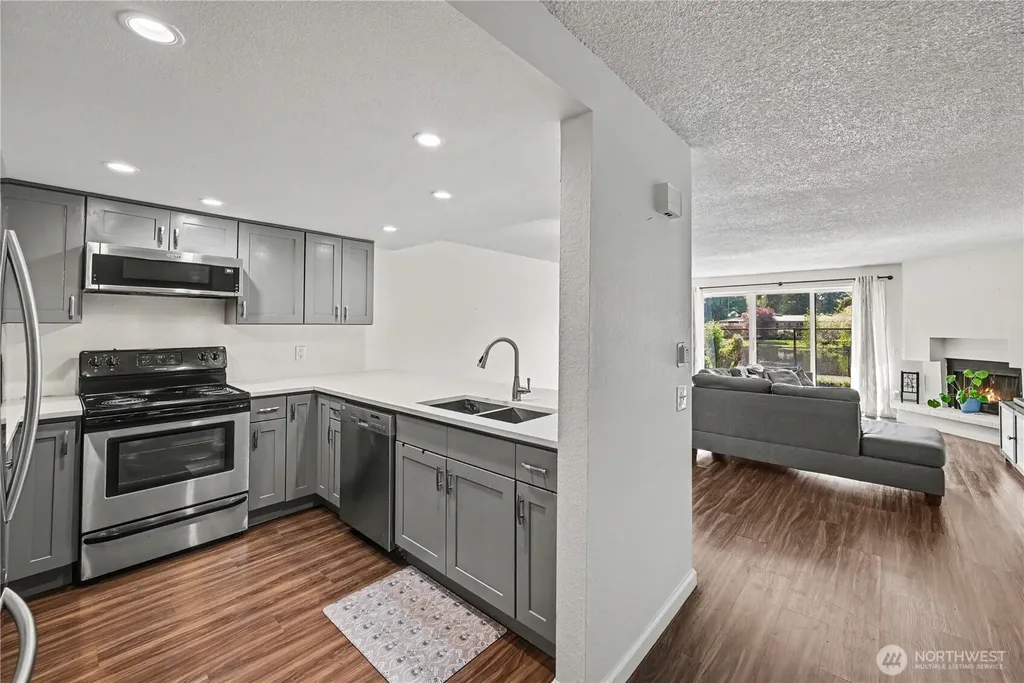 30809 13th Place S Federal Way WA 98003