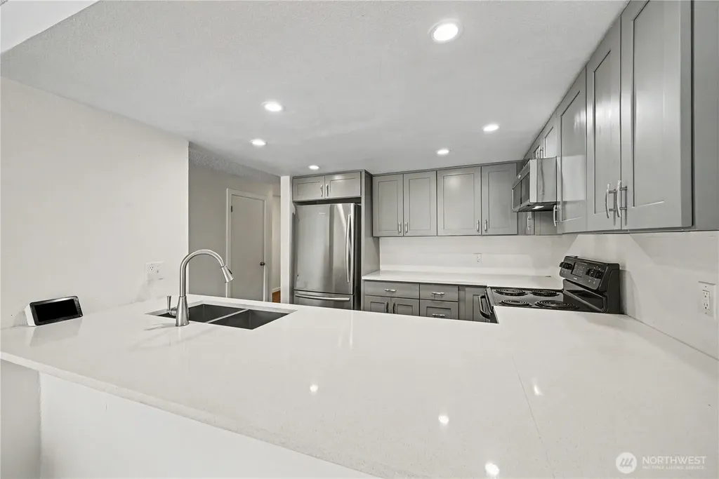 30809 13th Place S Federal Way WA 98003
