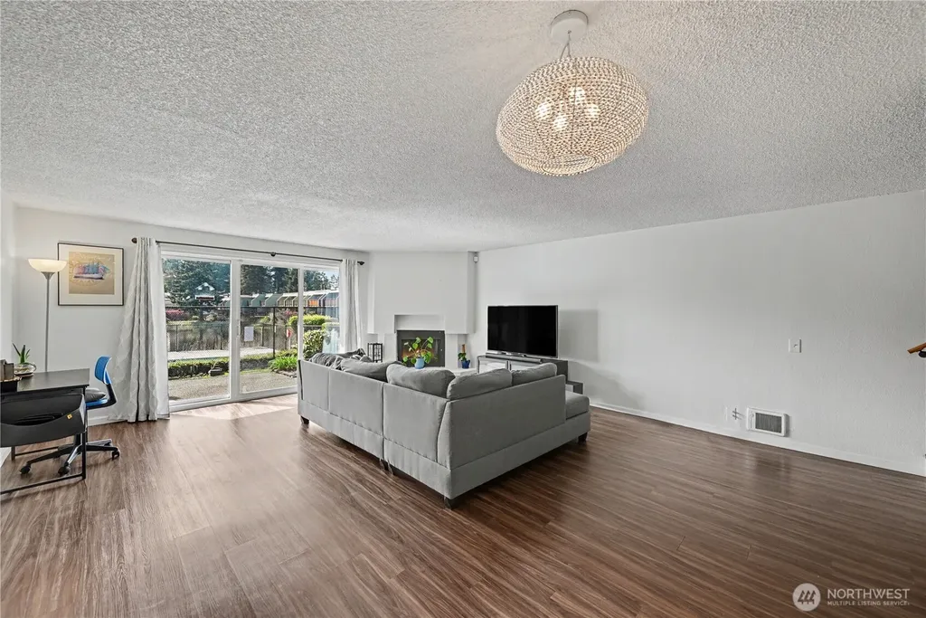 30809 13th Place S Federal Way WA 98003