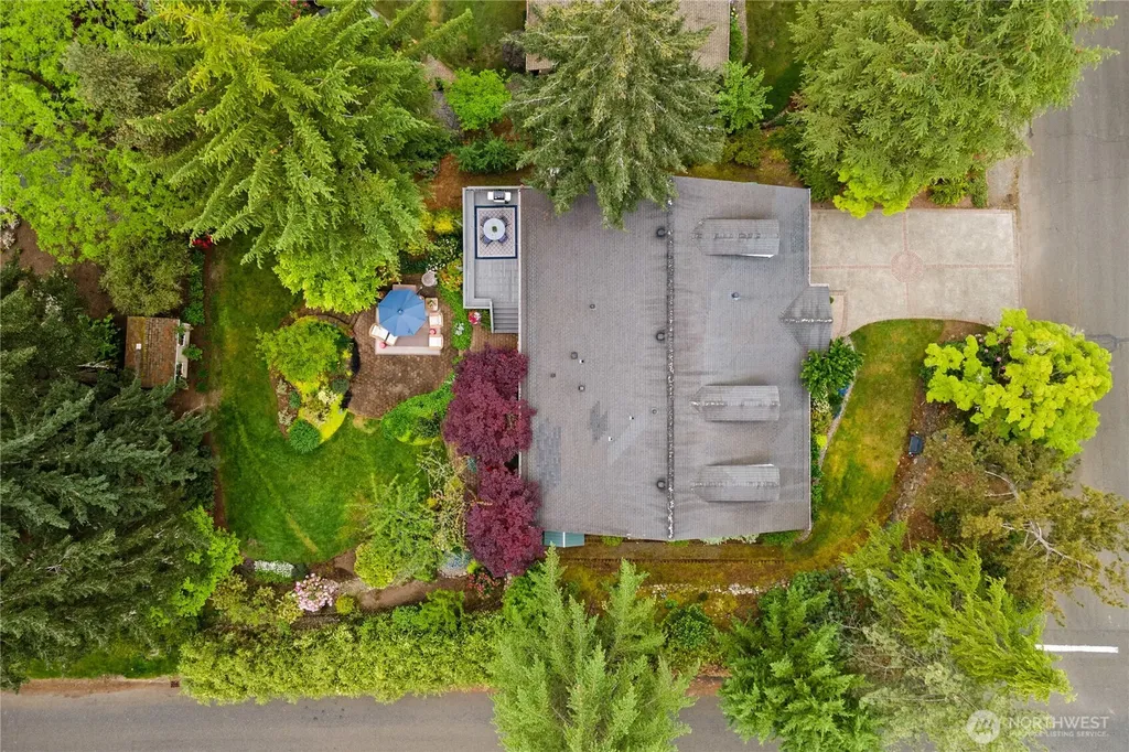 6771 81st Avenue SE Mercer Island WA 98040