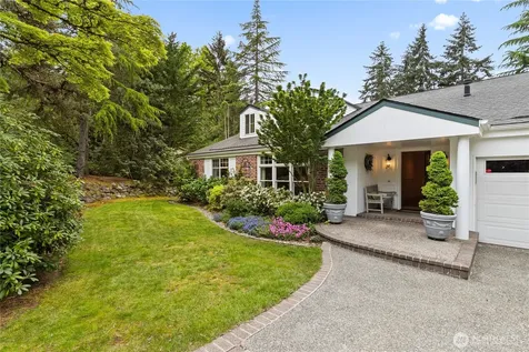 6771 81st Avenue SE Mercer Island WA 98040