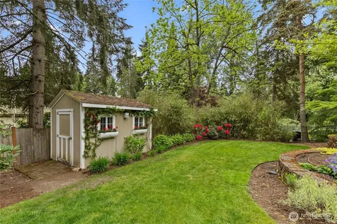 6771 81st Avenue SE Mercer Island WA 98040