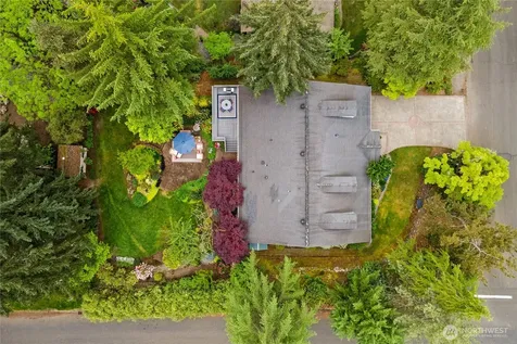 6771 81st Avenue SE Mercer Island WA 98040