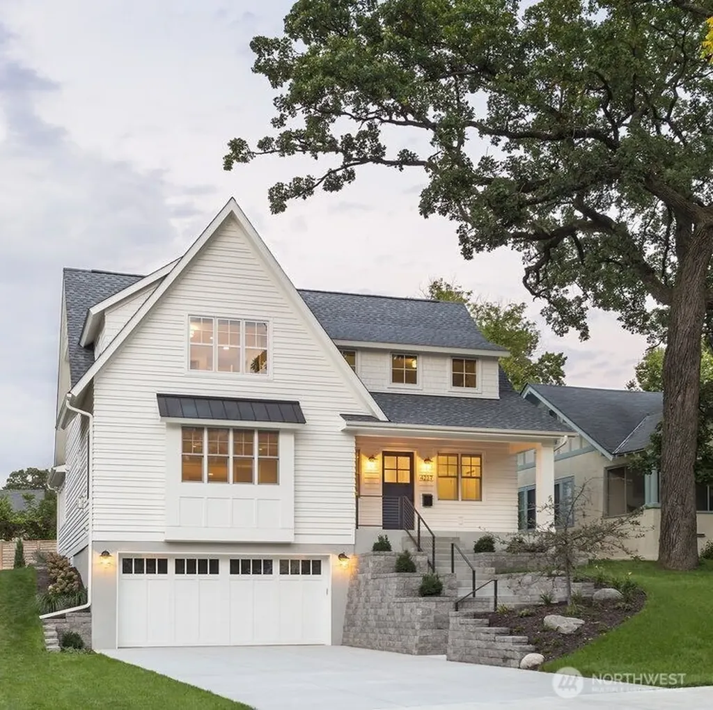 9859 Redmond Woodinville Road NE Redmond WA 98052