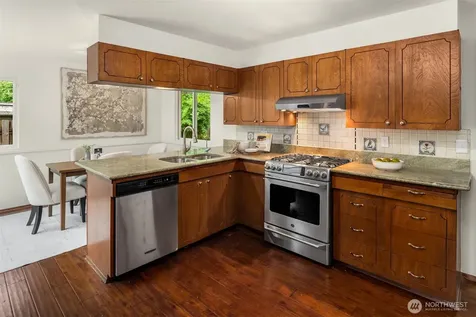 12535 SE 15th Street Bellevue WA 98005